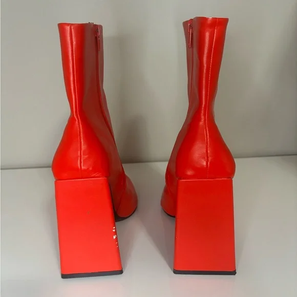 Azalea Wang Atica Chunky PU Bootie - Picture 2 of 5